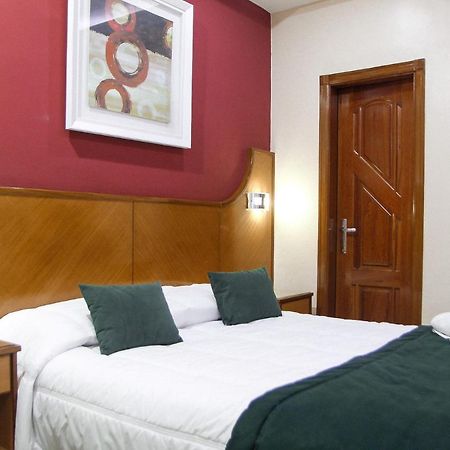 Capri Hotel Duque de Caxias Exteriör bild