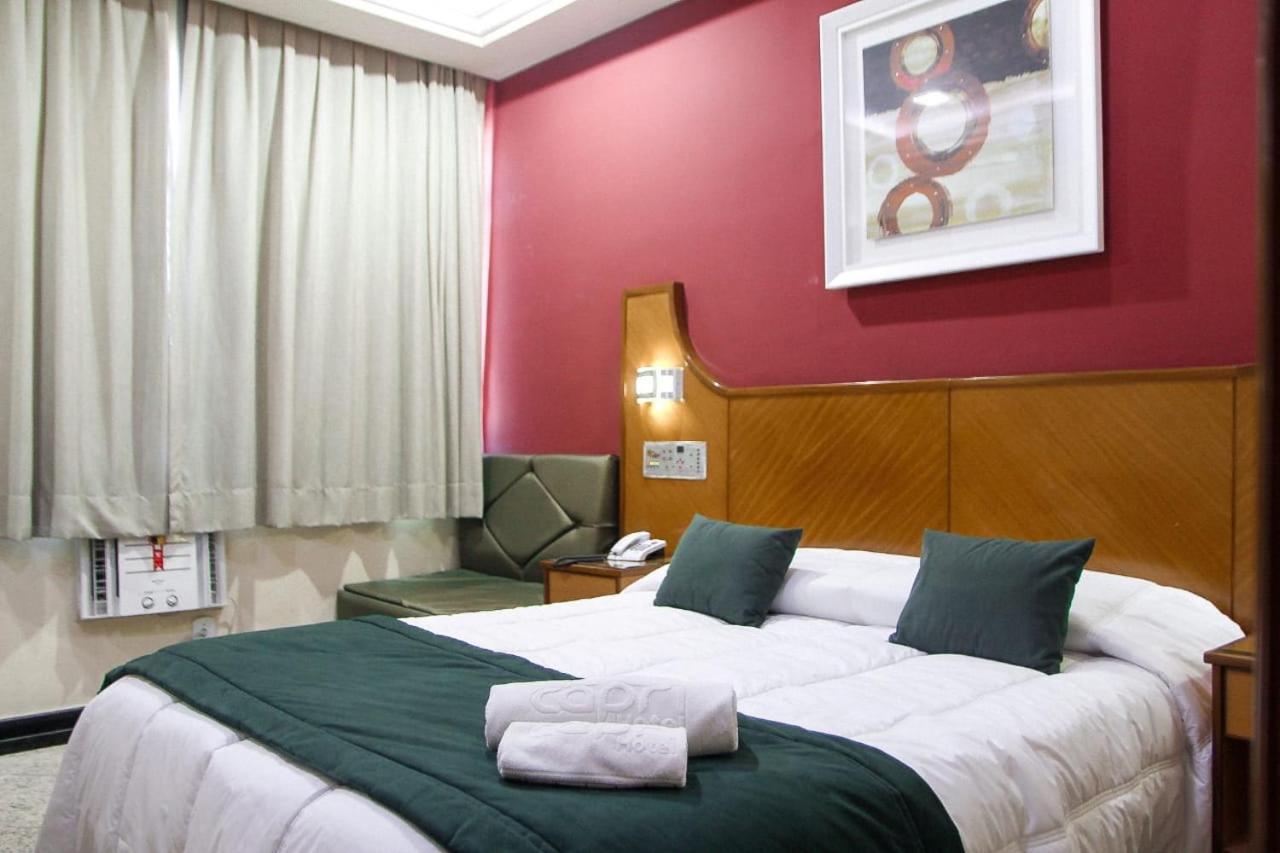 Capri Hotel Duque de Caxias Exteriör bild