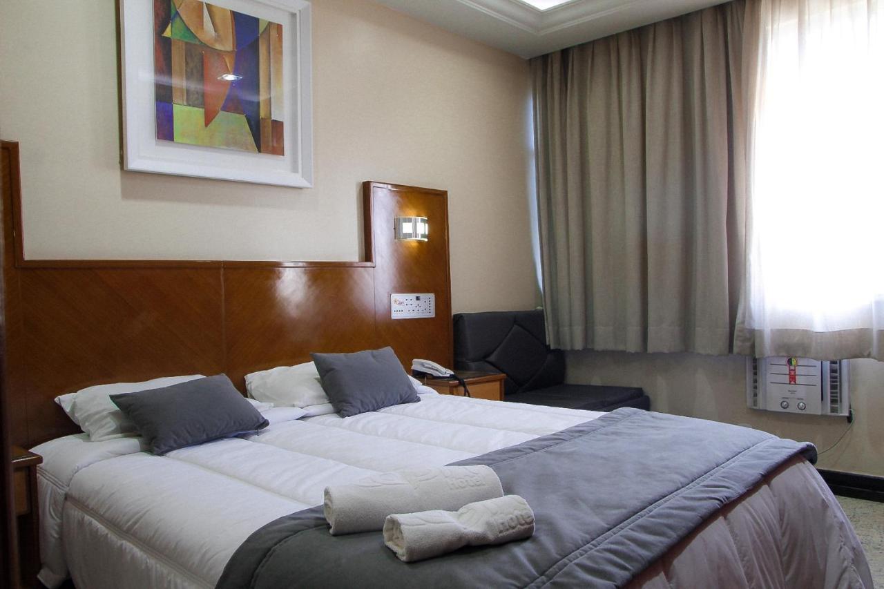 Capri Hotel Duque de Caxias Exteriör bild